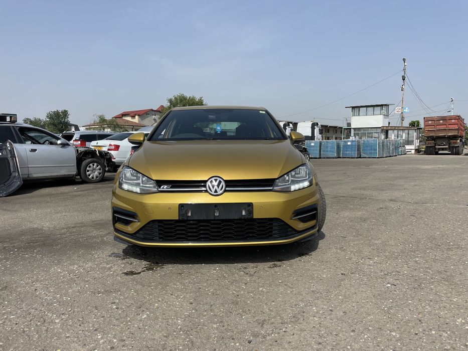 Vand pachet R-line wv golf 7.5 an fabricatie 2018