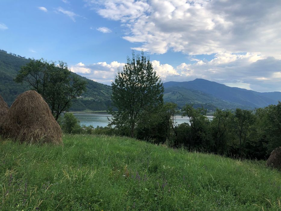 Teren intravilan de vanzare