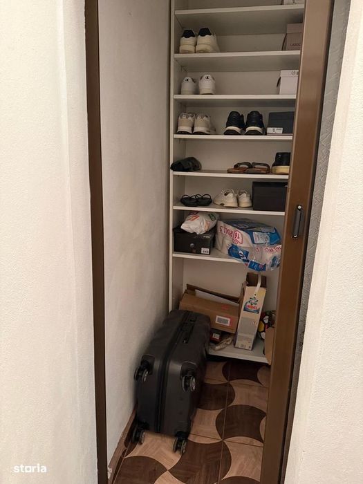 Apartament 2 camere, Rovinari zona Penny