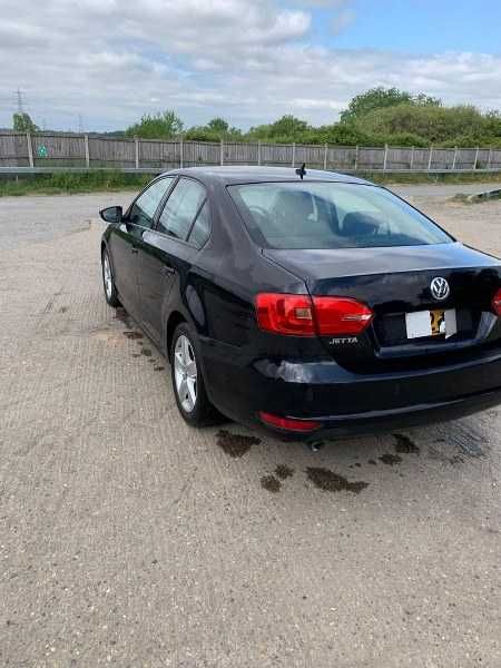 Dezmembrari piese VW Jetta 1.6 TDI CAYC