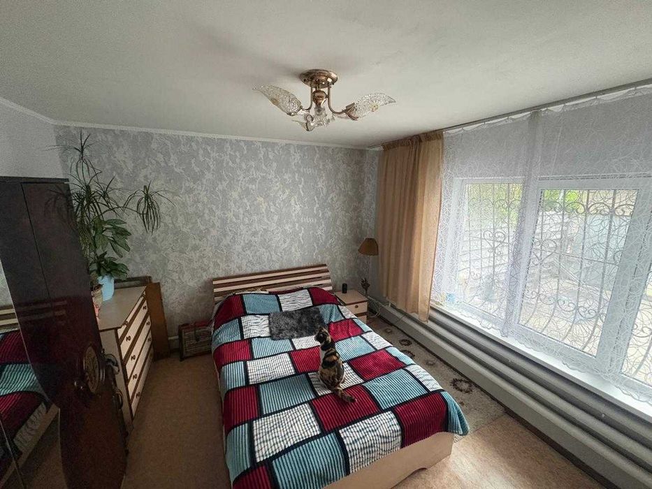 Продам 2 дома на участке