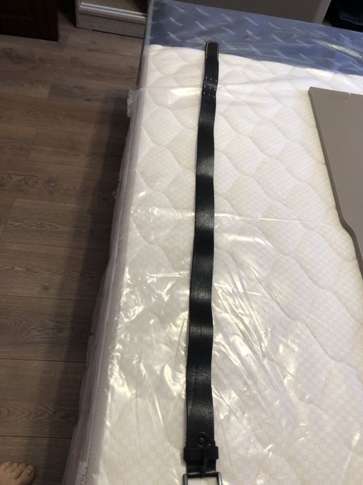 Продавам мъжки кожен колан