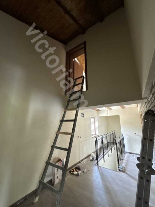 Продава се Къща в с. Леденик, Област Велико Търново - 232 кв.м за 1078 €/кв.м - Снимка #2