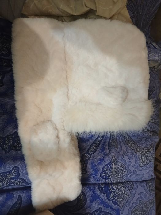 Тёплая зимняя шапка с ушками