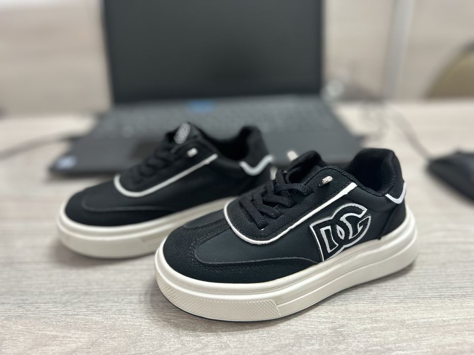 Кроссовки унисекс 29 размер