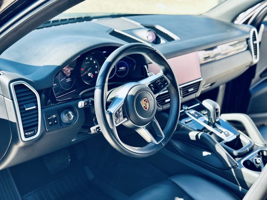 Porsche Cayenne 2020