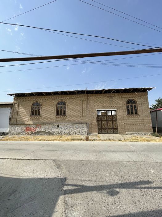 Uy sotiladi SROCHNO!!