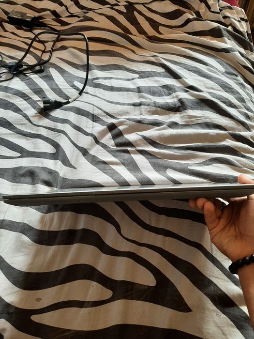 Linovo nootbook windows 10 pro