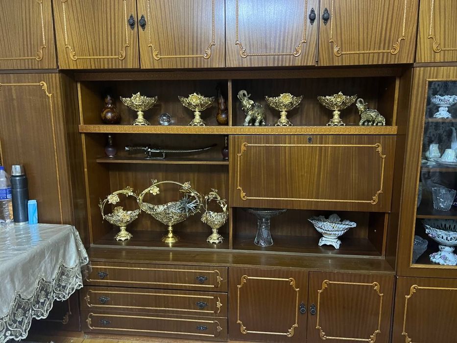 Продаётсья мебел и трубы