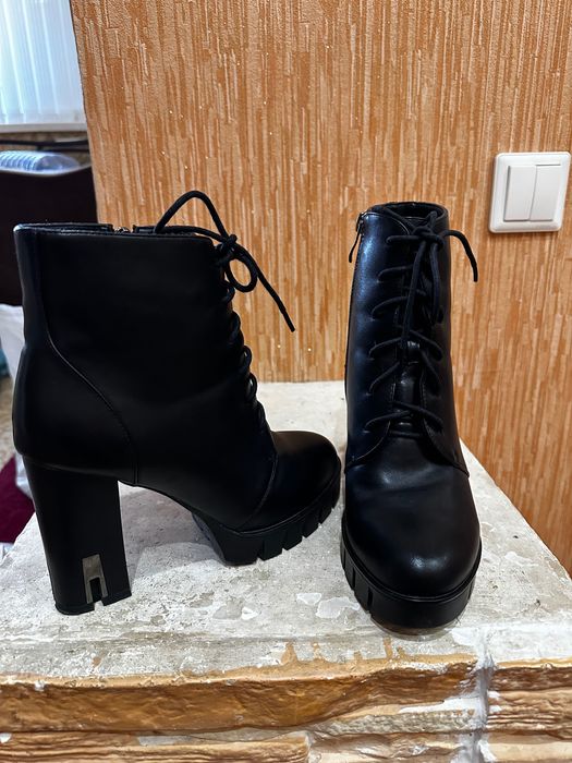 Зимний обувь размер 38