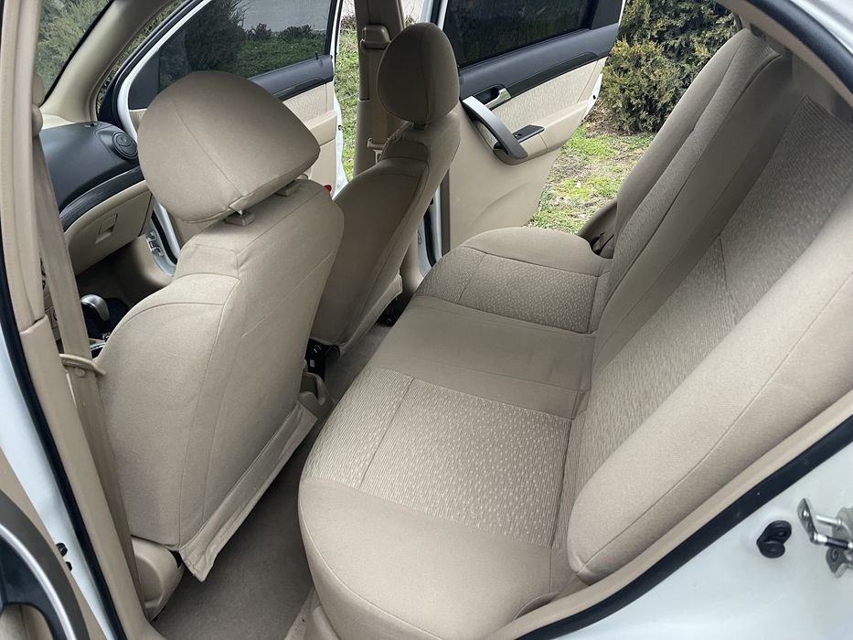 Nexia 3  2017 yil 4 pozitsiya avtomat, bejeviy salon