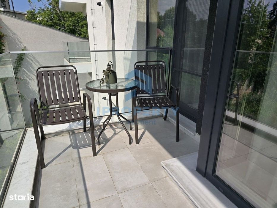 Alongside Unirii 2 camere cu balcon si prox. metrou