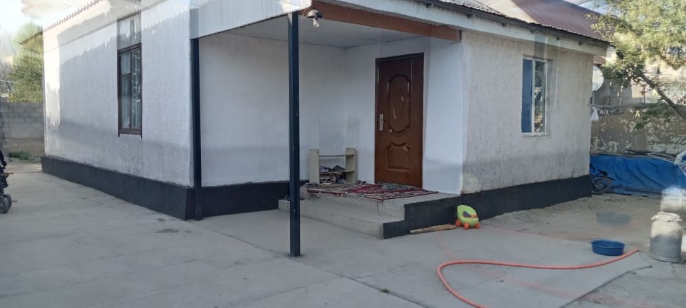 Үй сатылады. Евро ремонт жоқ.