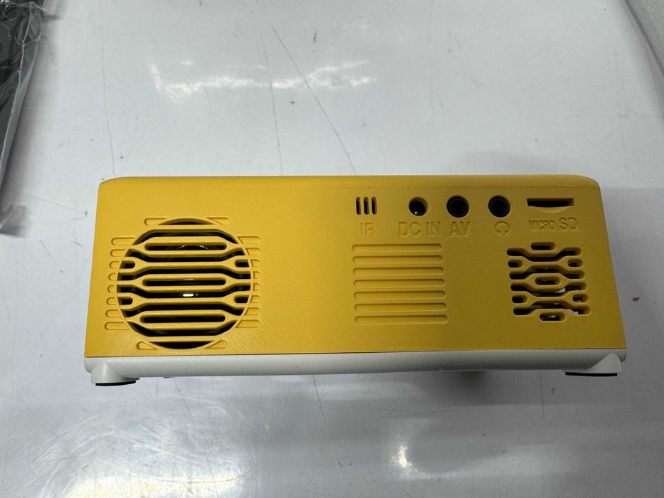 Проектор мини - LED/TFT/LCD/ 1920x1080