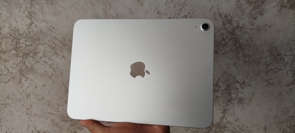 I pad A 16 128 gb karobka dokument. 1 xafta ishlatilgan