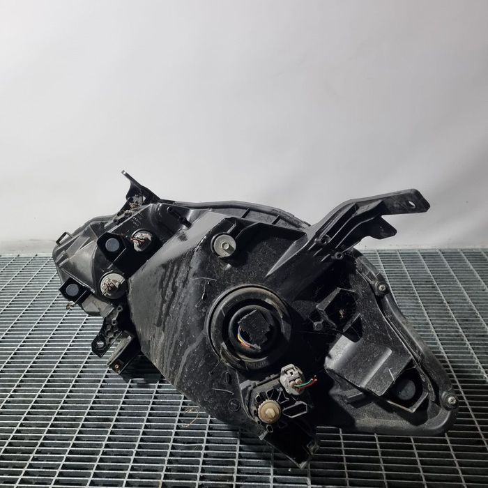 Far Dreapta Suzuki SX4 S - Cross II 2013 - 2016 SUV 4 Usi (1410) Fara xenon 10017734