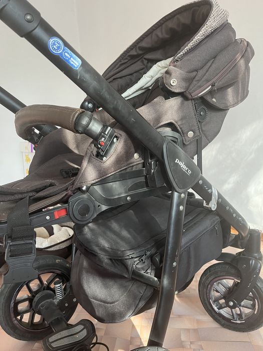 Продам коляску Adamex 3в1