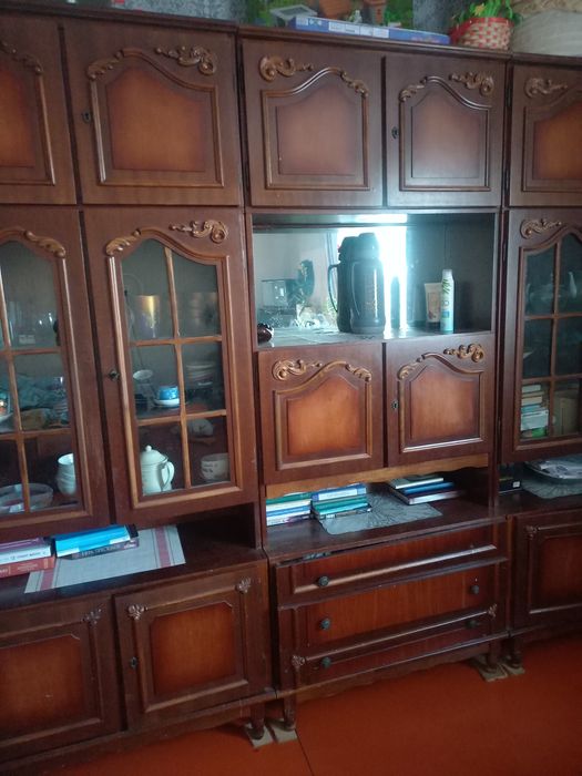 Стенка в гостиную