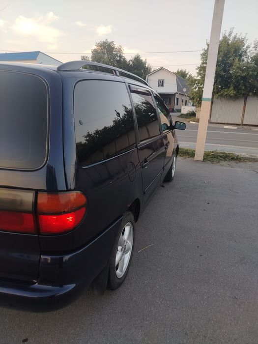 Продам фольксваген шаран 1.8