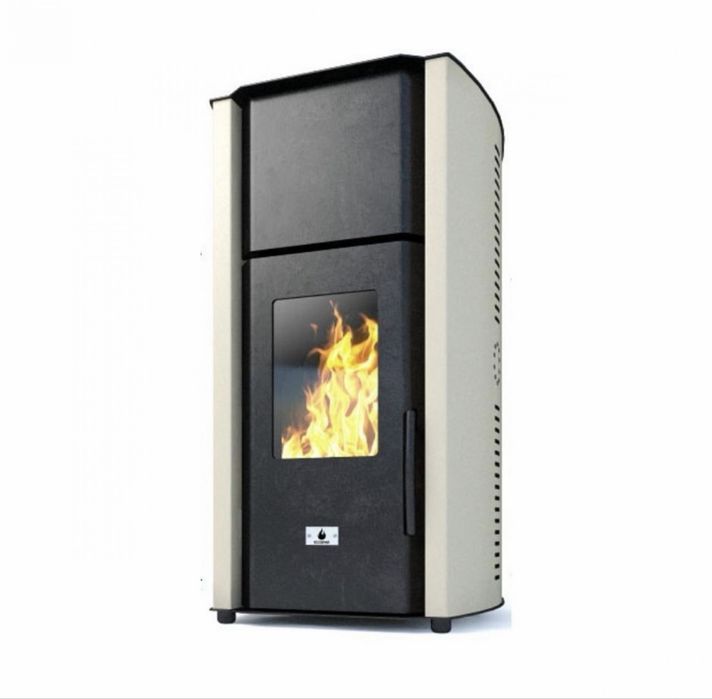пелетна камина 25 kW с водна риза: