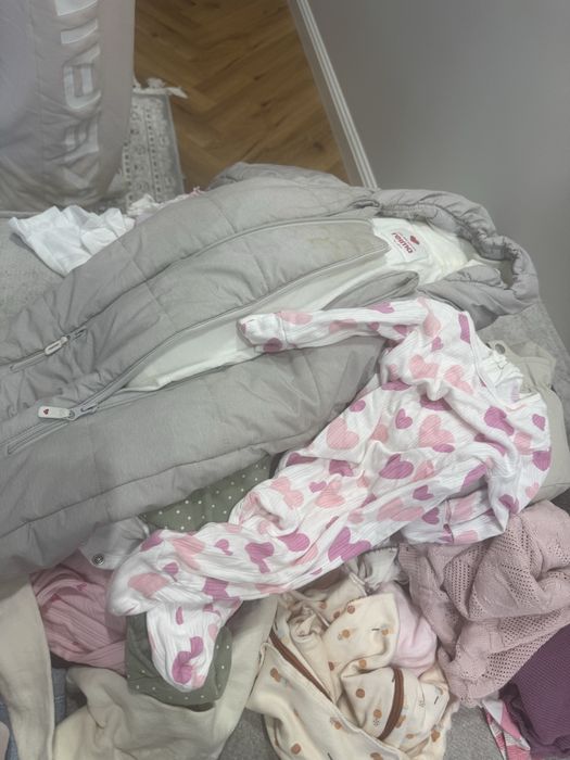 Отдам вещи на новоржденную