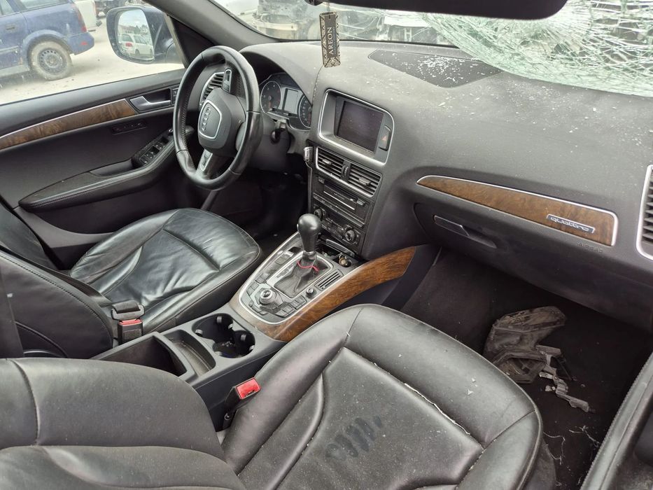 Dezmembram Audi Q5, an 2011, 2.0 TDI cod CGL, cutie viteze automata