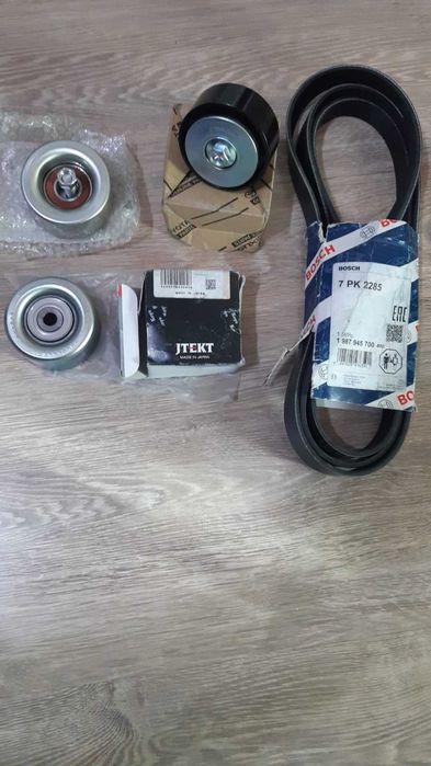 Новый комплект натяжных роликов для Прадо 120,2.7л, - 40.000 т.