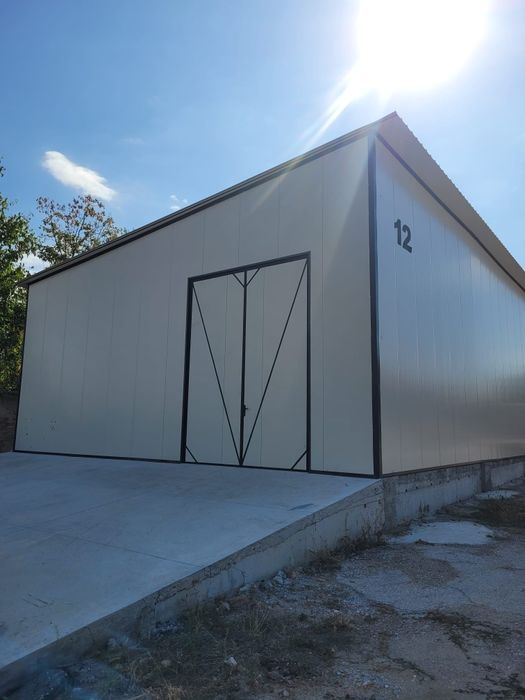 Дава се под наем Склад в Харманли - 700 кв.м за 612 € - Снимка #1