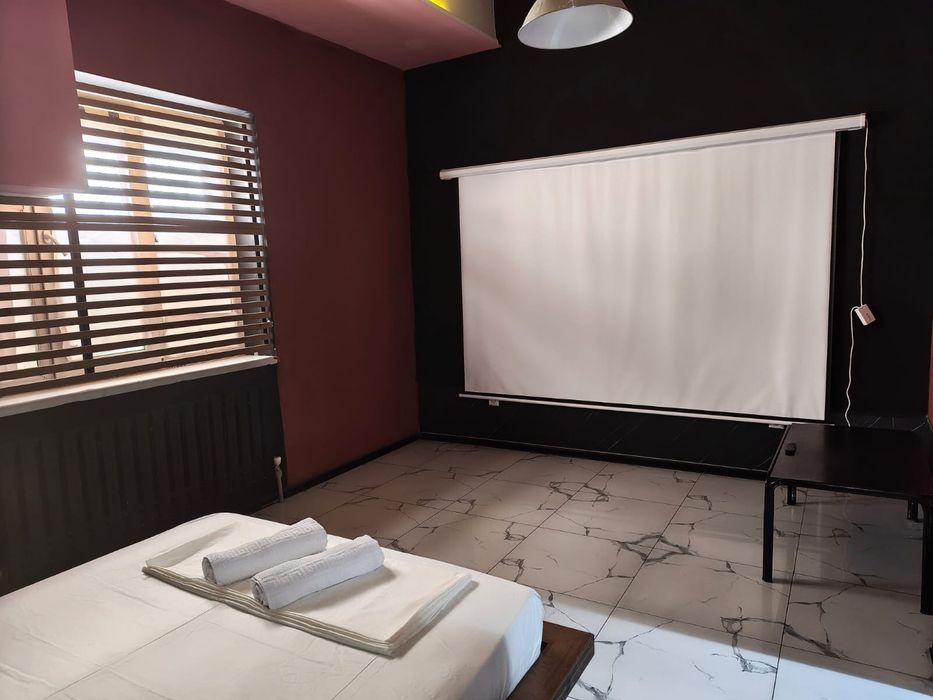 Гостиница Тастак, комната, кинорум