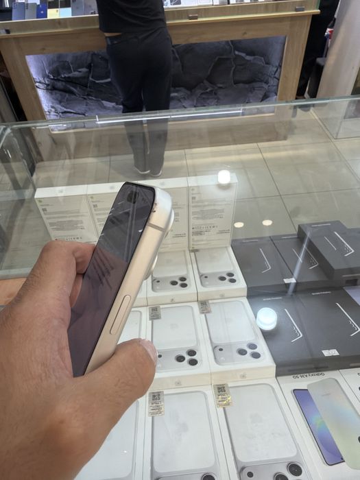 Iphone 17 pro max 256 e sim e sim Silver 93% batareka