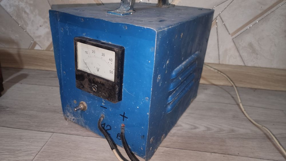 Акумляторни Зарядлаш ускунаси