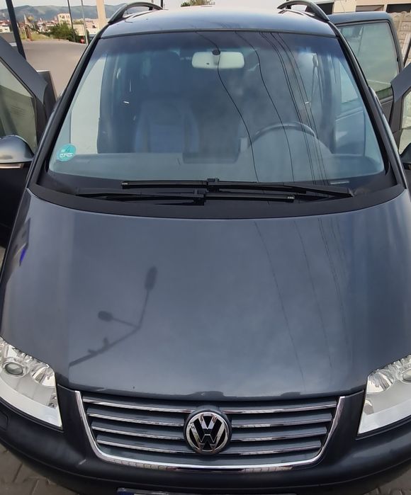 VOLKSWAGEN Sharan
