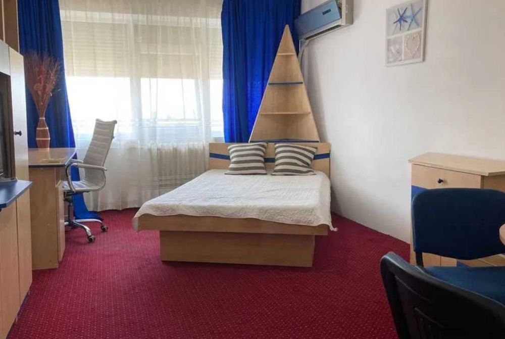 Дава се под наем Тристаен апартамент в Пловдив, Център - 90 кв.м за 306 € - Снимка #2