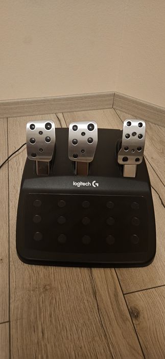 Volan Logitech Driving Force G29 pentru Playstation 5, Playstation 4,