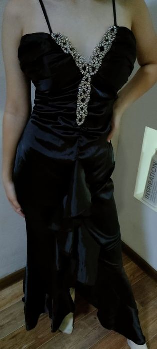 Срочно продам платья