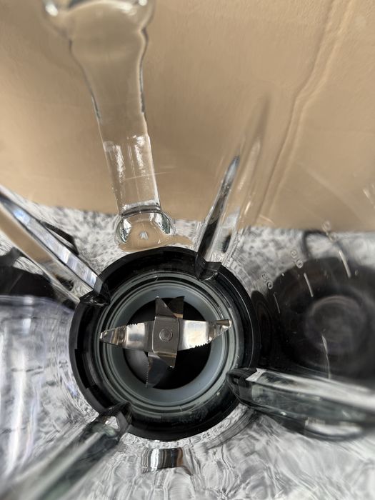 Блендер Teesa TSA3549