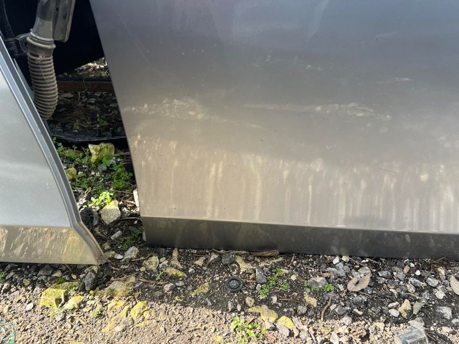 Предна дясна врата за Ауди AUDI A4 B8,5 код на боята LZ7B