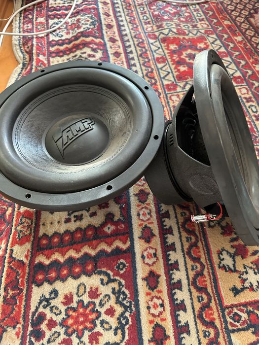 Продам два саббуфнра AMP 500 12D2