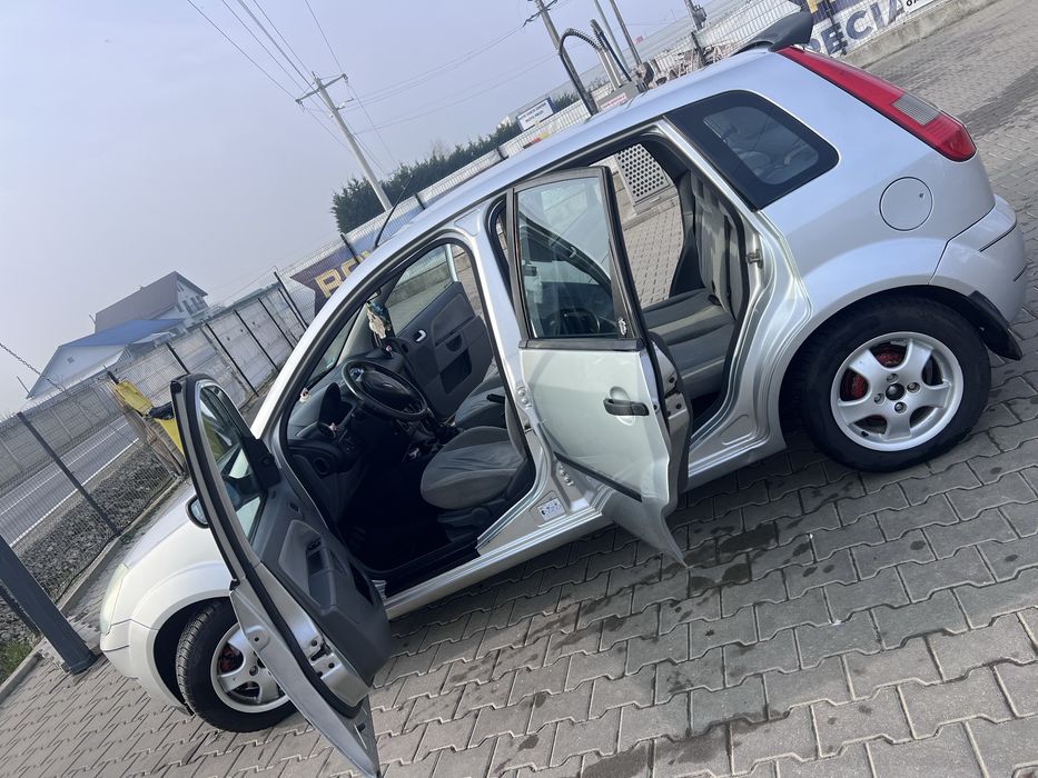 SE VINDE, Ford Fiesta!!