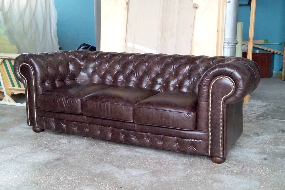 Ремонт мягкой мебели переташка  материал  выбор ткани много