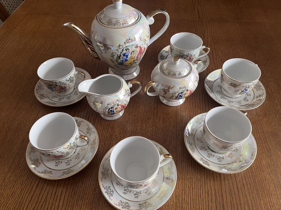 Продам чайный сервиз