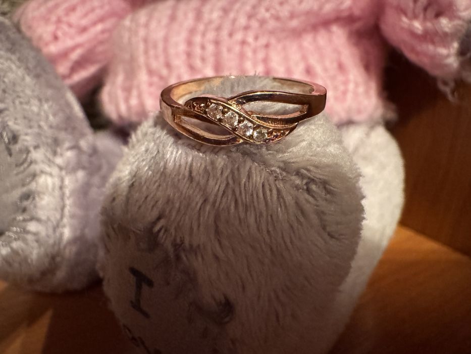 Украшения для женщин