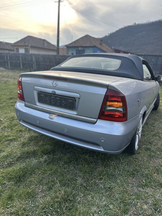 Opel Astra cabrio Bertone