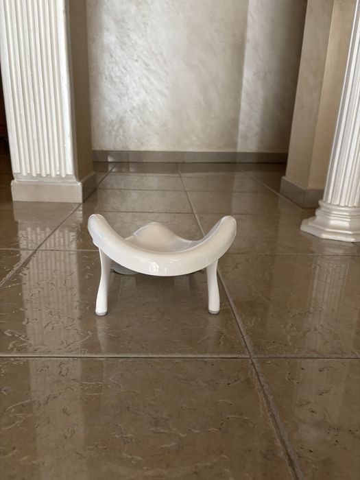 Бебешко шезлонгче за къпане