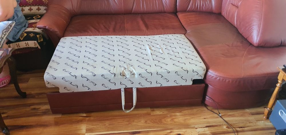 Кожен Ъглов Диван