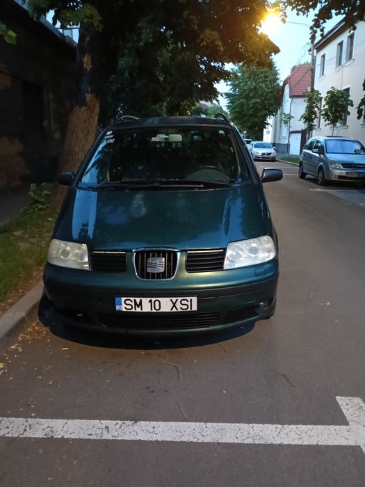 Vand Seat Alhambra cu 7locur din 2003 primul proprietar!
preti 2500€ negociabil mai multe detalii pe nr de telefon 0771 488 944
