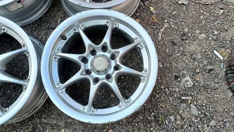 Продам легкосплавные диски на Volkswagen