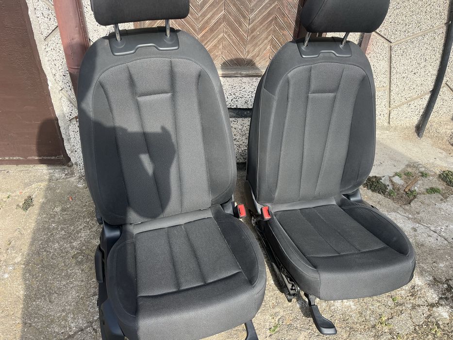 Седалки Ауди А4 2019