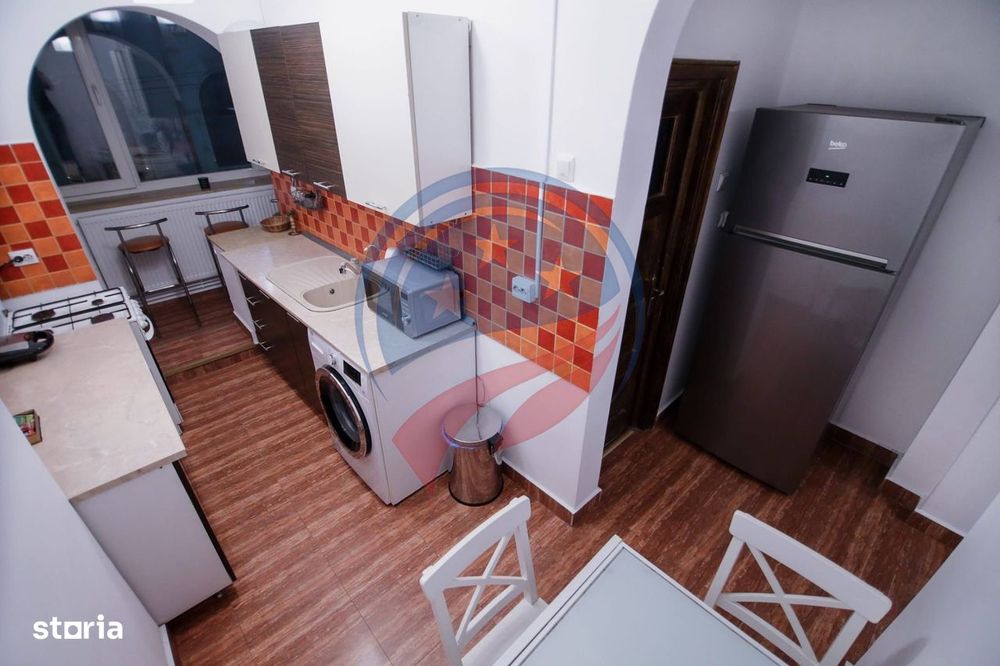 Apartament 2 camere decomandat/de inchiriat/ultracentral/Craiova