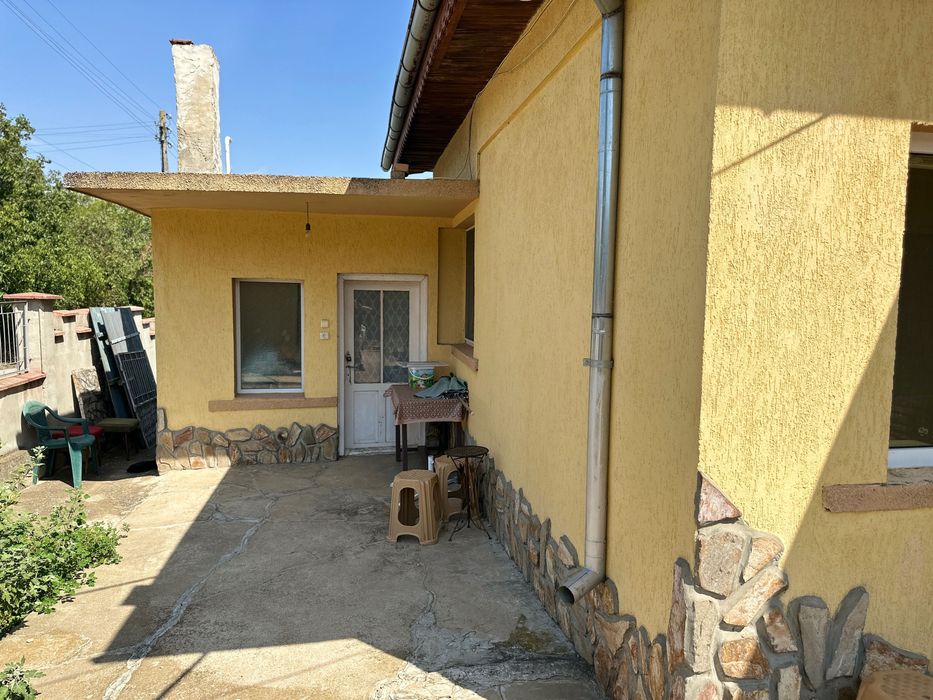 Продава се Къща в Алфатар - 100 кв.м за 306 €/кв.м - Снимка #1